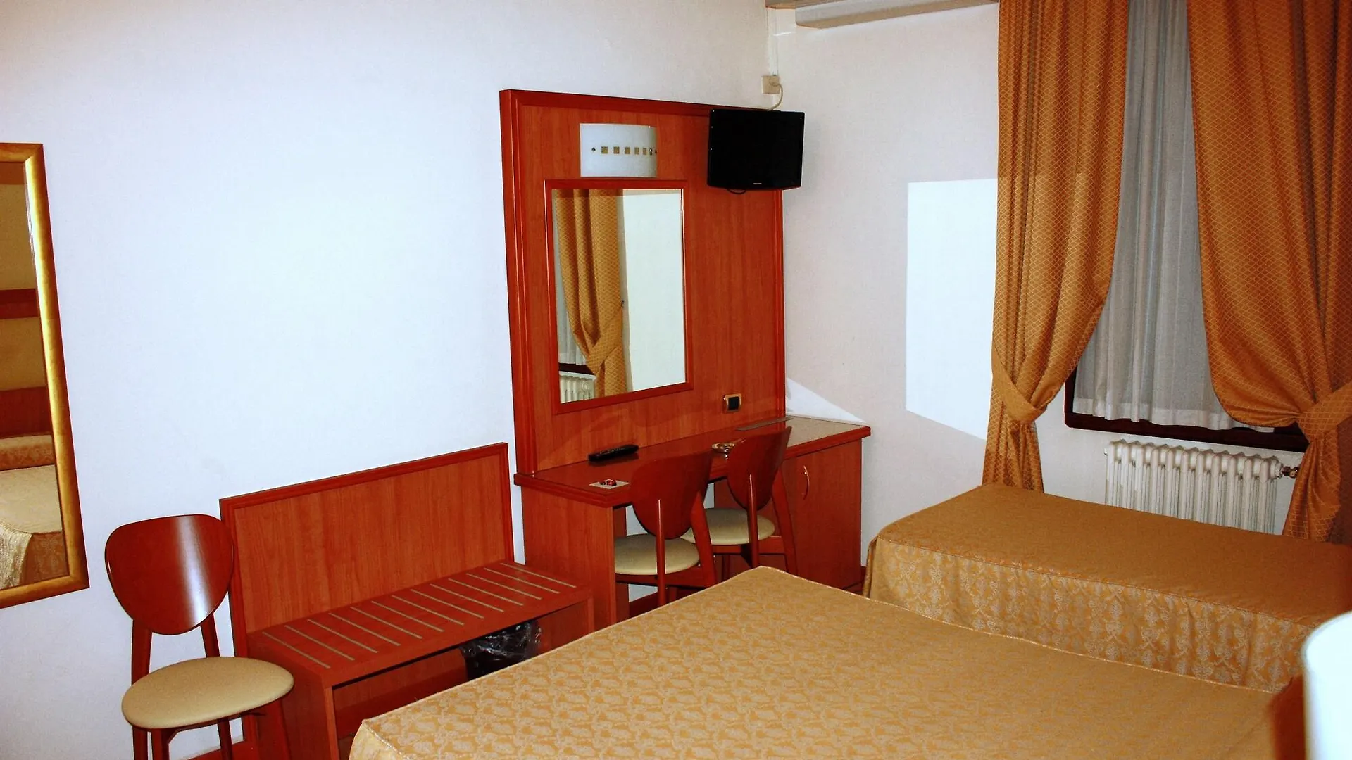Piccolo Hotel Milán