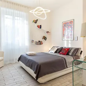 https://pop-luxury-experience.it-lombardy.com